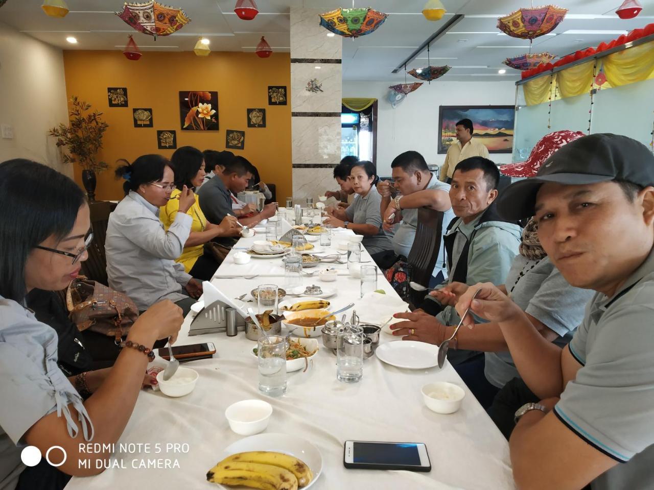 Regal Hotel And Restaurant Mathura Ngoại thất bức ảnh