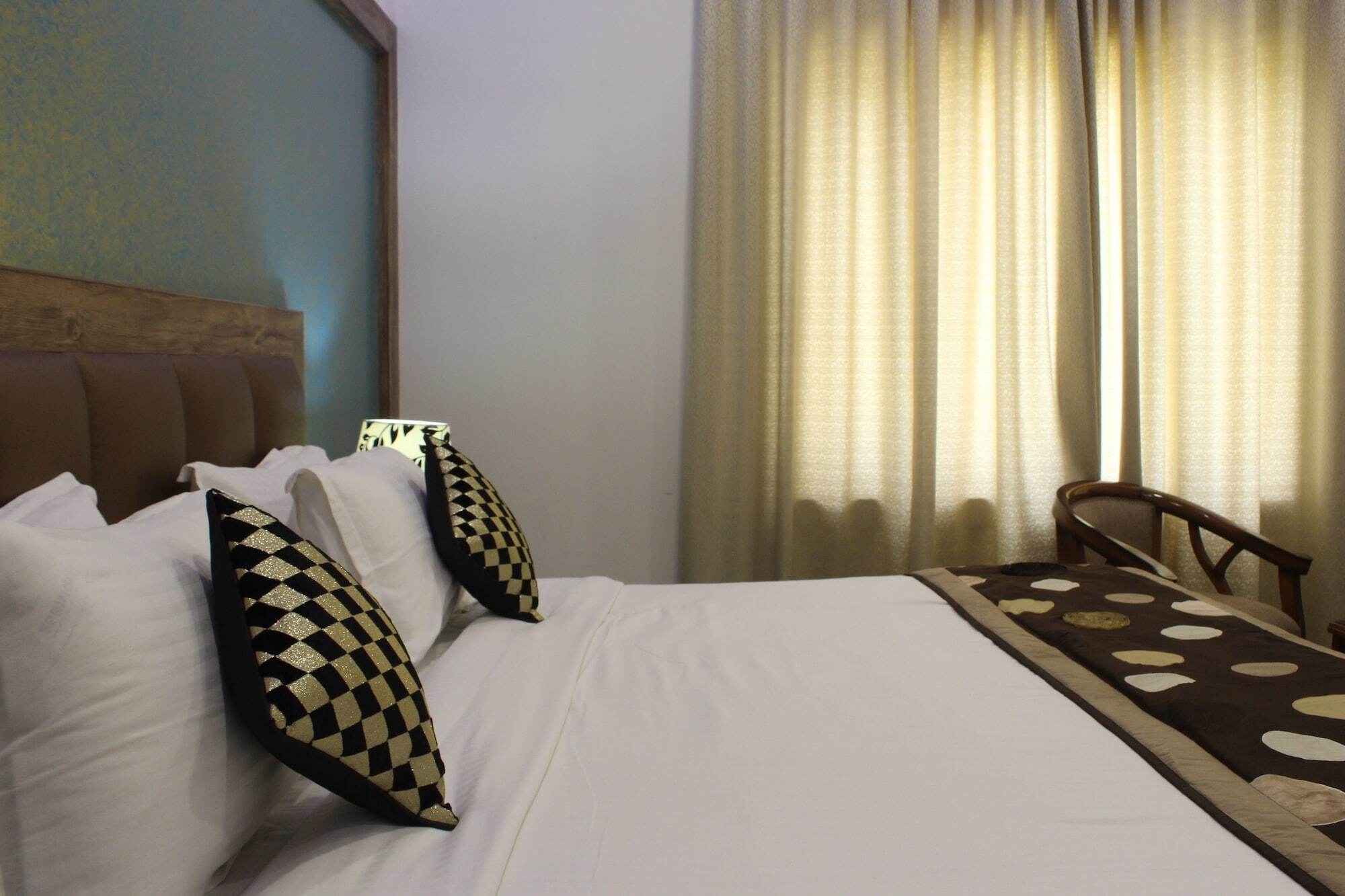 Regal Hotel And Restaurant Mathura Ngoại thất bức ảnh